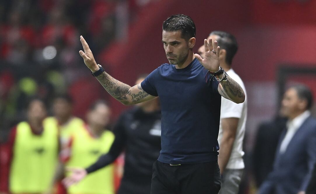 Fernando Gago en el partido entre Toluca y Chivas por Cuartos de Final en la Liguilla / FOTO: Imago7