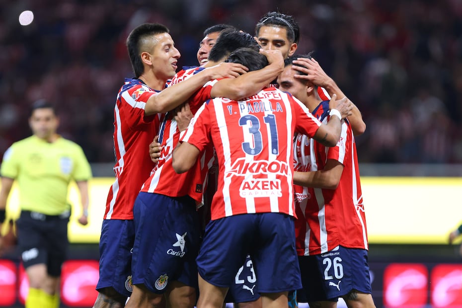 Chivas en festejo de gol, durante la fase regular del Clausura 2026 de la Liga MX - Foto: Imago7