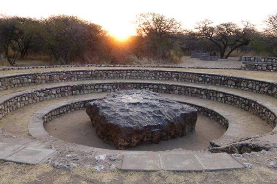 10 impactantes meteoritos que han caído en la tierra 