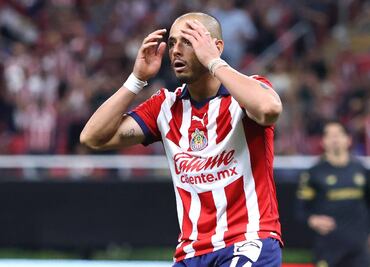 Chicharito Hernández NO va a jugar con Chivas ante América en el Clásico Nacional