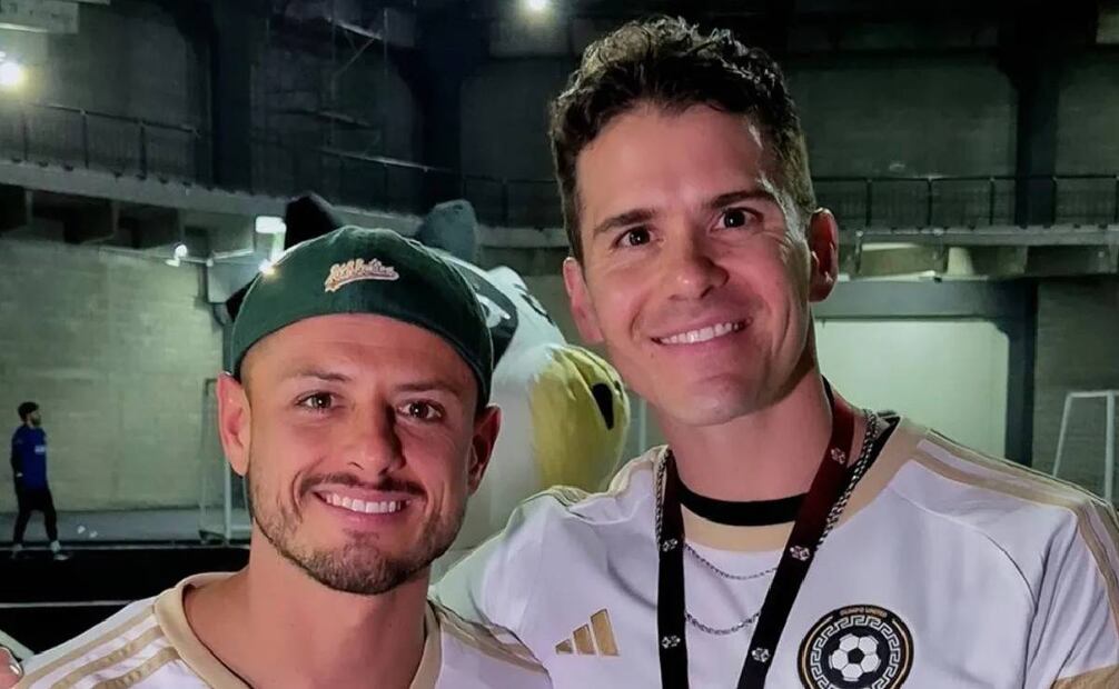 Sergio Dipp y Chicharito Hernández son muy amigos y suelen echárselo en cara al comentarista de ESPN. Foto: Especial