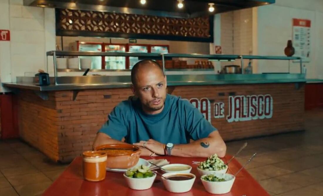 Chicharito promocionó la ciudad de Guadalajara, sede del Mundial de 2026. Foto: Especial