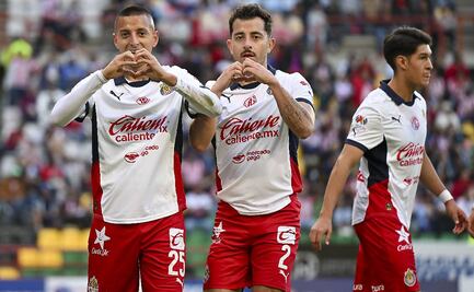 Chivas resurgió ante Pachuca y nadie se acordó de Fernando Gago