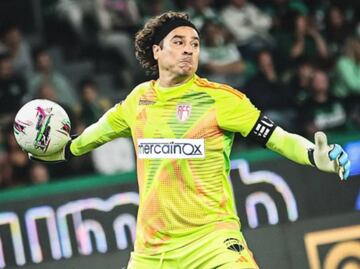 Guillermo Ochoa está borradísimo y de nuevo no salió ni a la banca con el AVS