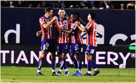 Atlético San Luis le propina tremenda goleada al Necaxa