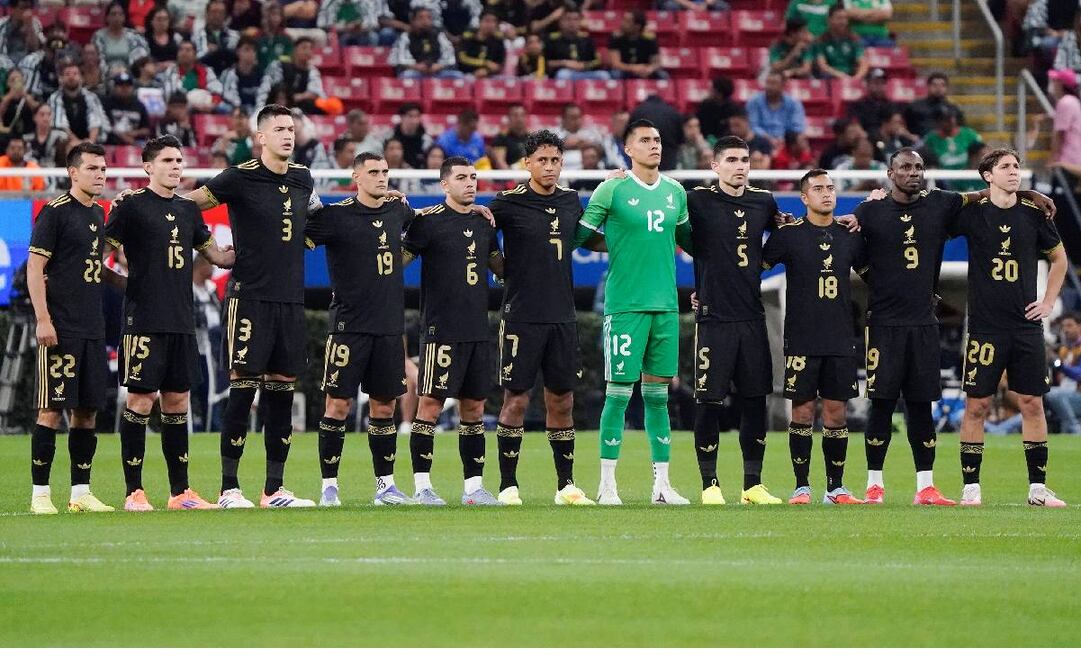 Jugadores de la Selección Mexicana previo al amistoso ante Ecuador. FOTO: Imago7