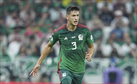 César Montes acepta que “es difícil asimilar” que la Selección Mexicana juegue contra un club