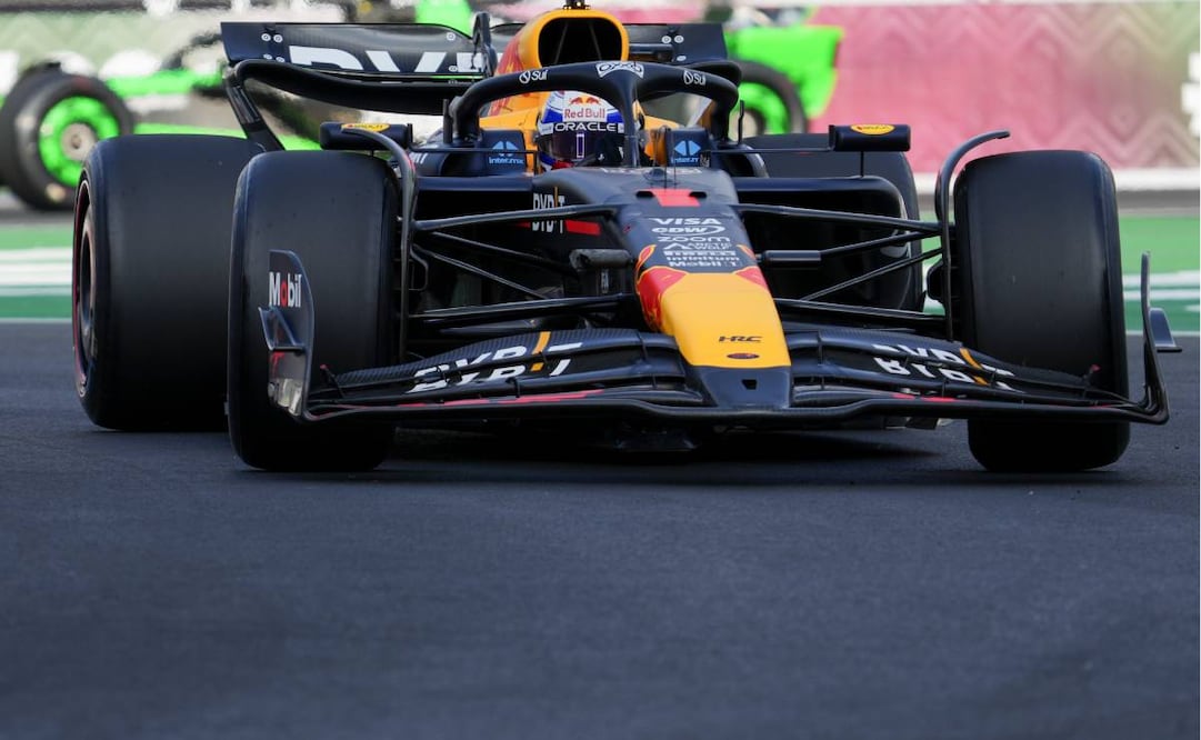 Para este sábado, las escuderías entran a escena con la FP3 y la Qualy, Foto: AP.