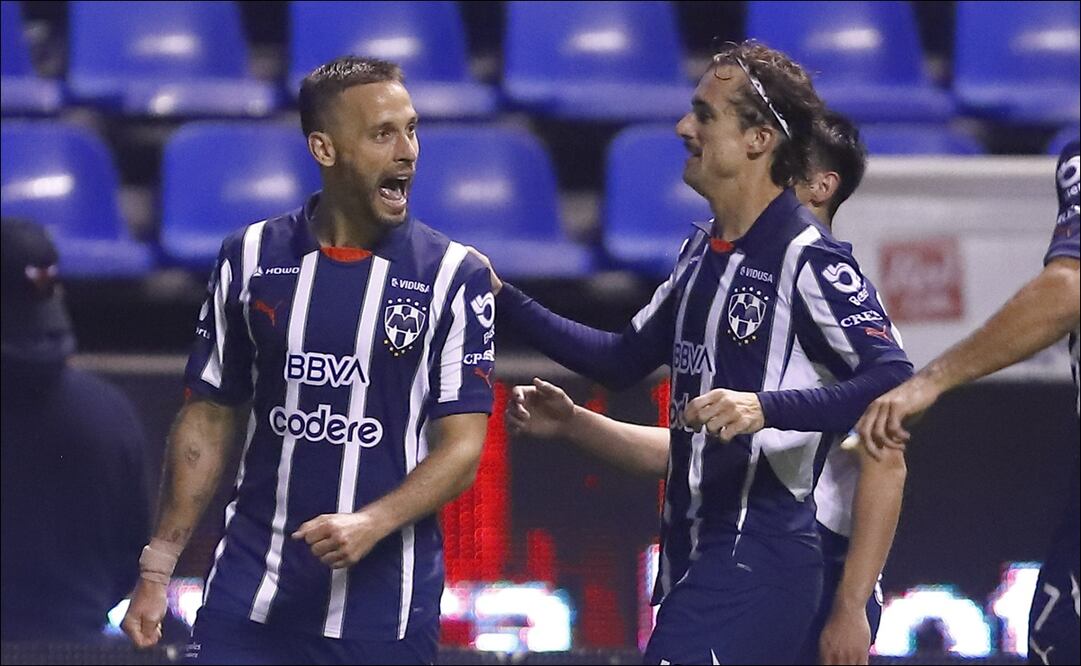 Sergio Canales celebra su anotación ante el Puebla. FOTO: Imago7