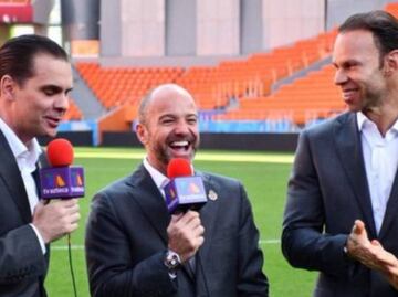 Martinoli y Luis García le reclamaron a Zague por ver a la competencia: '¿Por qué no regresas a ESPN?'