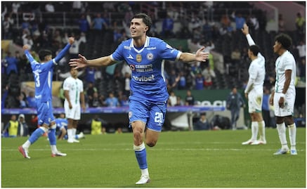 Cruz Azul rescata tres puntos valiosos en los últimos minutos ante Santos en el estadio Azteca