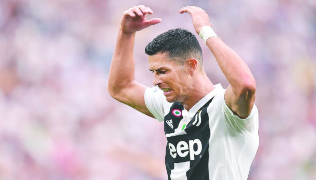 10 futbolistas que han tenido graves roces con la ley