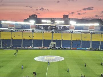 América se "adueña" del Estadio Ciudad de los Deportes; pintaron el recinto de amarillo