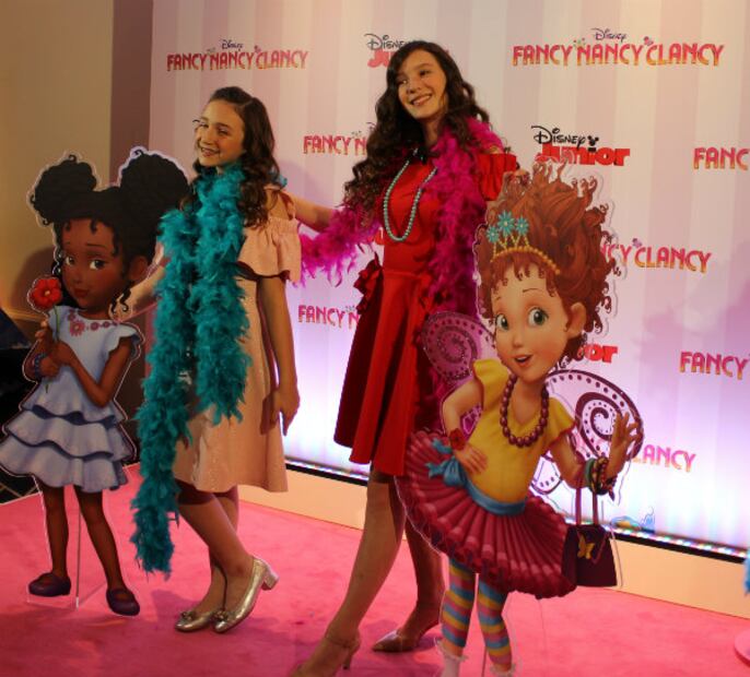 Mía y Nina Rubín prestan sus voces para la serie “Fancy Nancy Clancy”