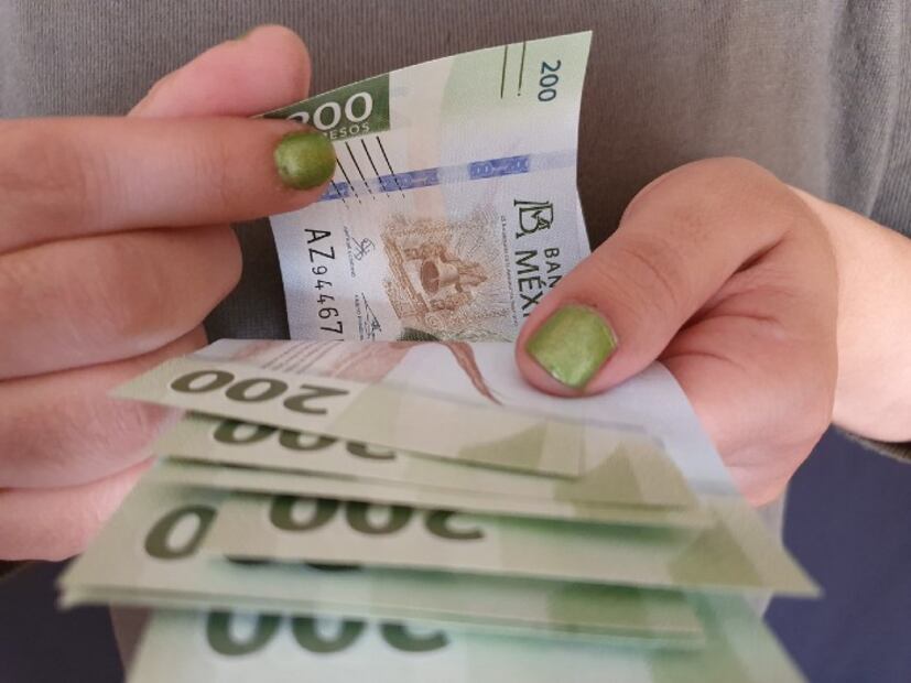 El SAT va contra las “Nenis” y las tandas; quiere que paguen impuestos