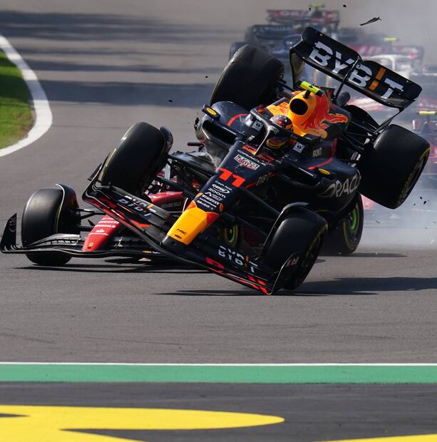 El año pasado, Checo Pérez sufrió un accidente en la primera curva que le costó dejar la carrera en el Gran Premio de México. Foto: Imago7