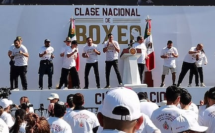 Así se vivió la Clase Nacional de Boxeo con leyendas del pugilismo en el Zócalo de la CDMX