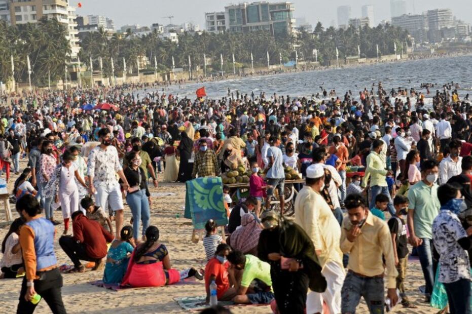 10 trágicas fotos de la India tras superar los 300 mil casos diarios de Covid