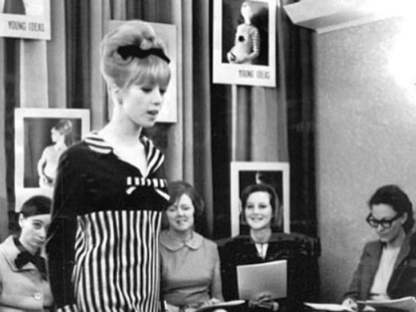 Pattie Boyd, la hermosa modelo que fue engañada por el rock and roll
