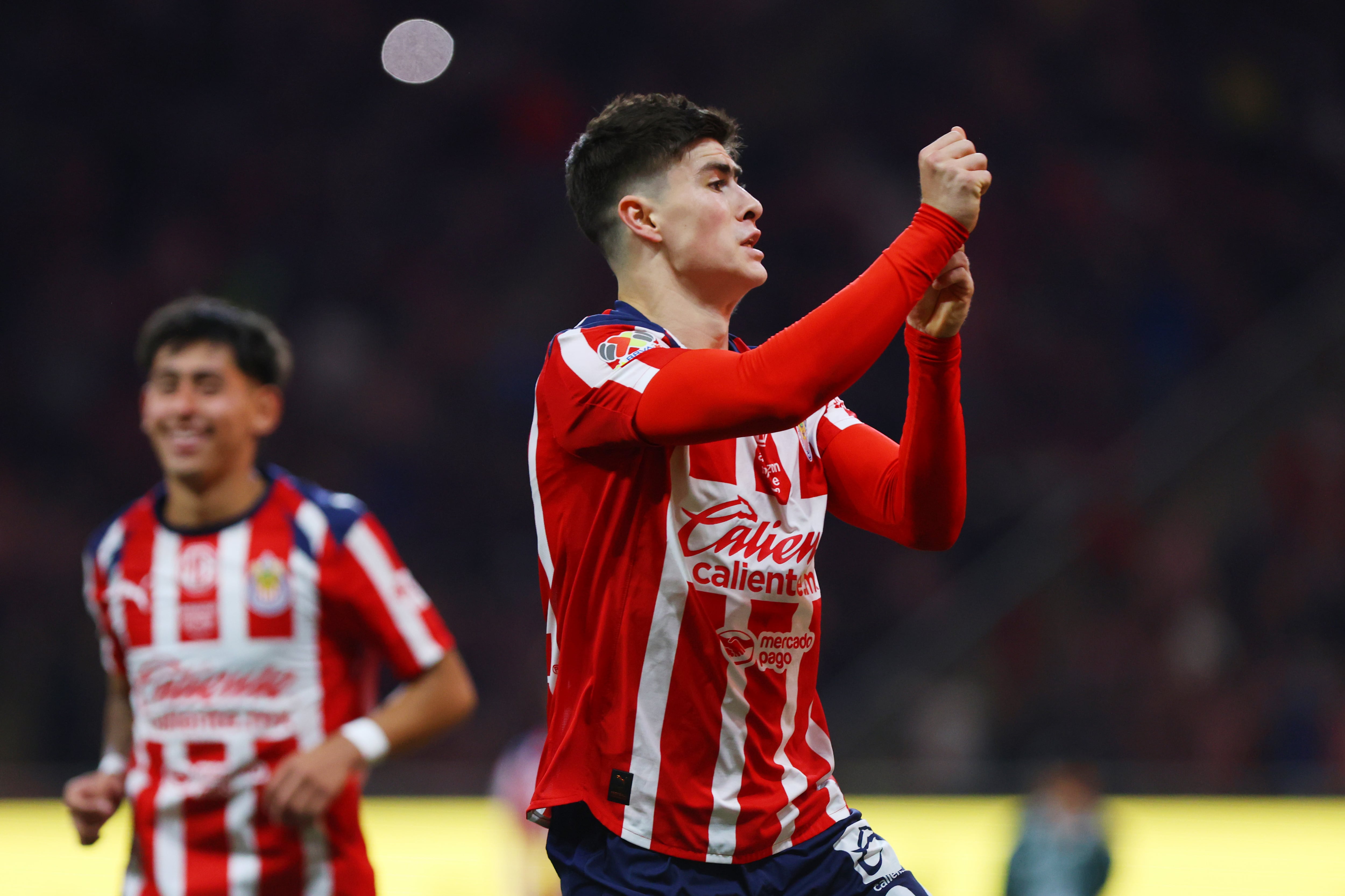 RT @De10Sports: El Chiringuito lleva la Liga MX a España y transmitirá el Chivas ante Puebla