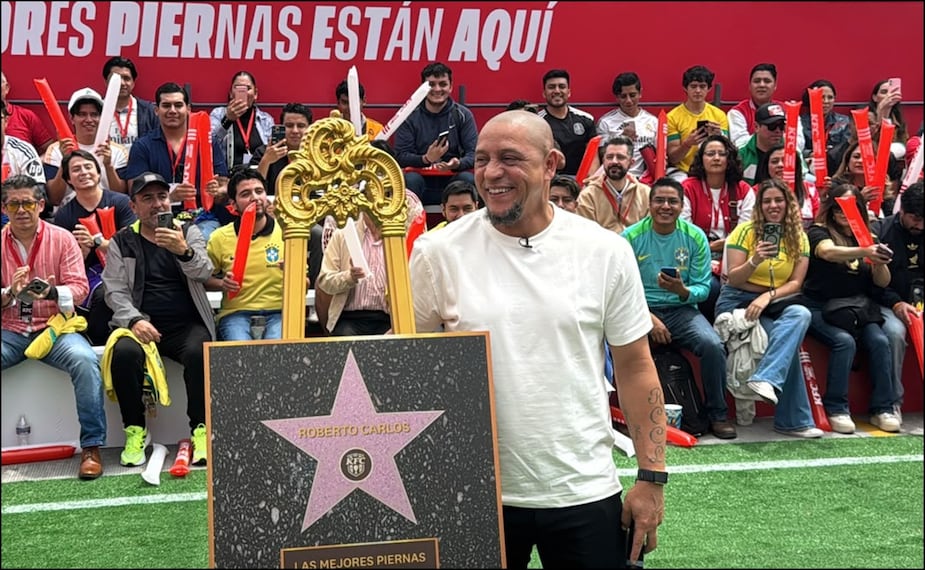 Roberto Carlos pronostica triunfo del Tri ante Sudáfrica en el debut mundialista. FOTO: Édgar Enríquez | EL UNIVERSAL