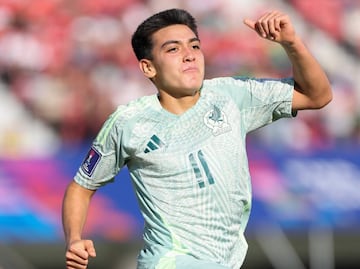 ¡Lo quiere toda Europa! Informan que Gilberto Mora interesa al Manchester City, Arsenal, Real Madrid y Barcelona