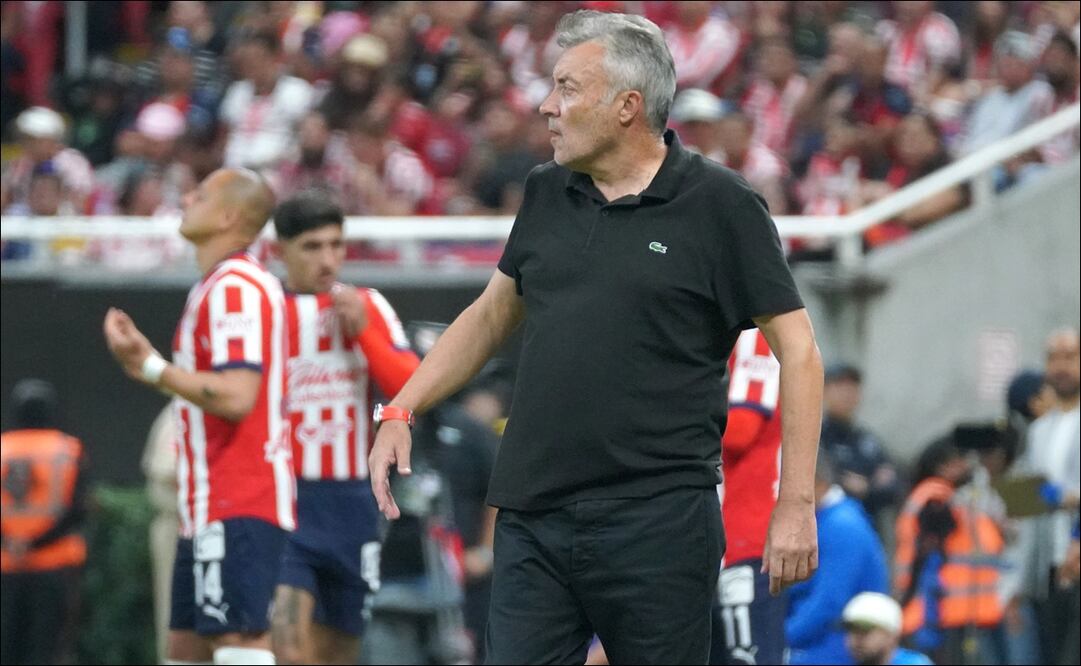 Chivas escogió a Domenec Torrent como su nuevo entrenador rumbo al Apertura 2025 / FOTO: Imago7