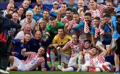 Croacia logra romper el cerrojo de Ghana y acaba como segunda del Grupo L