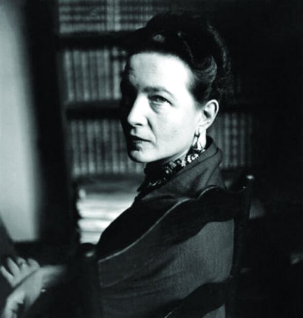 10 libros de Simone de Beauvoir, la mujer que SÍ luchó por el feminismo 