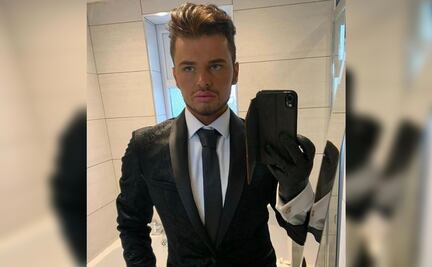 Jimmy Featherstone gasta más de 15 mil dólares al año para ser Ken