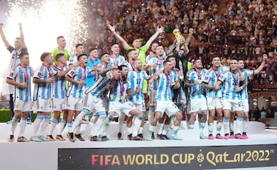¿Hace cuánto no hay un bicampeón del mundo? Argentina va por la historia