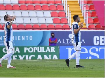 Alexis Vega y 'Chicote' Calderón tienen su destino lejos de Chivas... ¿qué sigue para ellos?