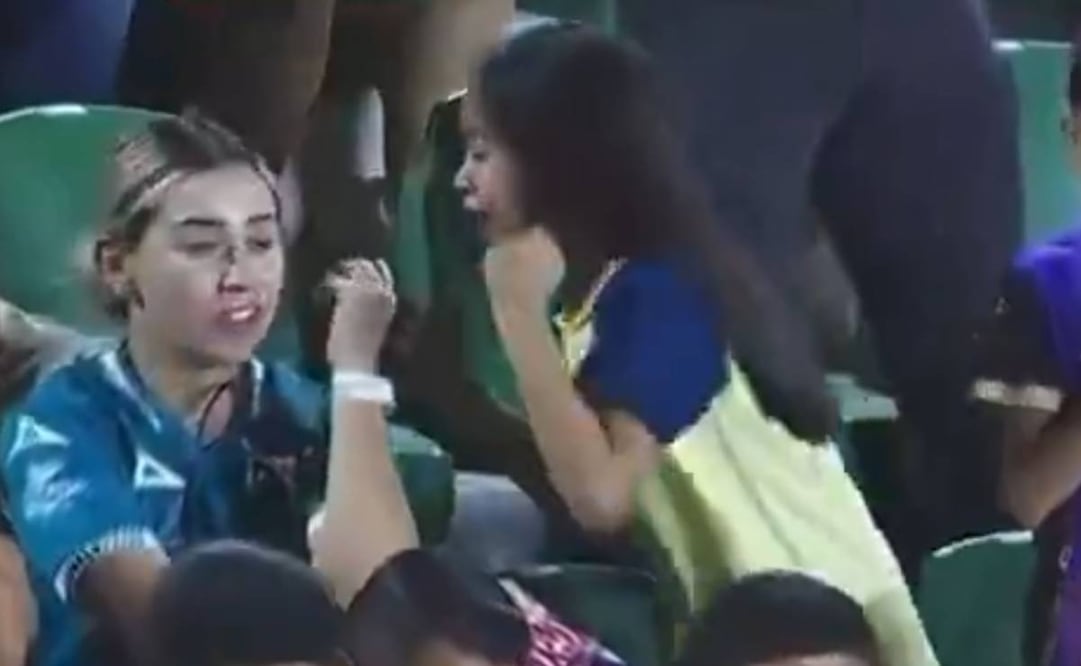 La niña hizo todo lo posible por molestar a su mamá.