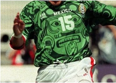 ¿Quién es el máximo goleador de México en un Mundial?; anotó cuatro tantos en Francia 98