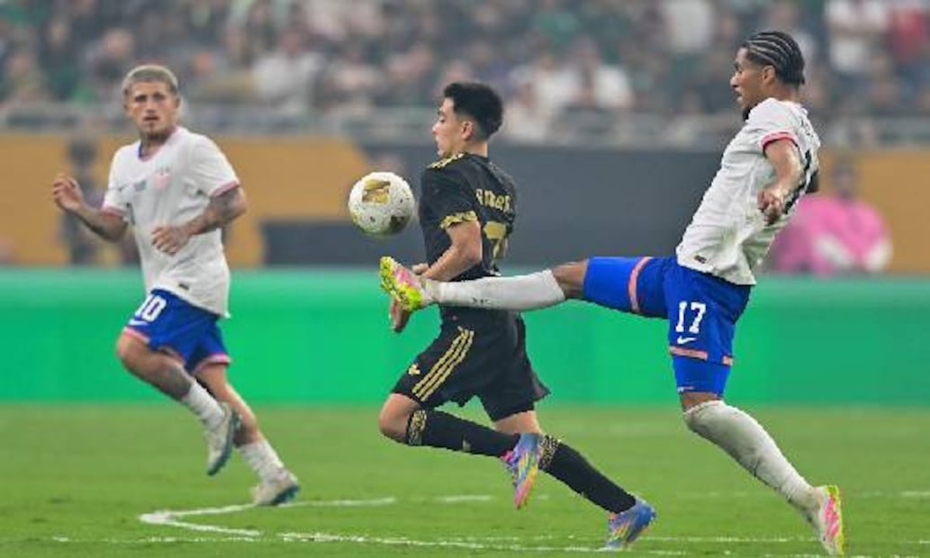 Gilberto Mora no se achicó en la Final de la Copa Oro ante la selección de Estados Unidos. Foto: Imago7