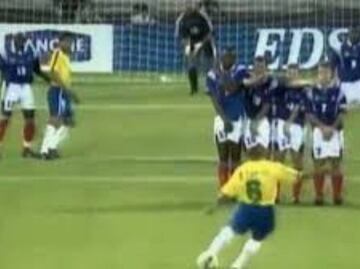 Roberto Carlos y el golazo de tiro libre ante Francia que desafió las leyes de la física