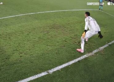 Luis Ángel Malagón desata polémica por adelantarse en un tiro penal durante la final de la Campeones Cup