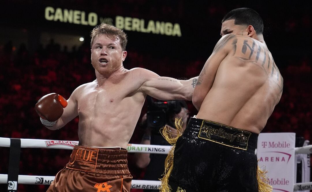 Canelo Álvarez, durante su combate contra Edgar Berlanga. Foto: AP
