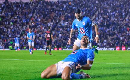 Cruz Azul pita con una contundente goleada ante Tijuana en la fecha tres