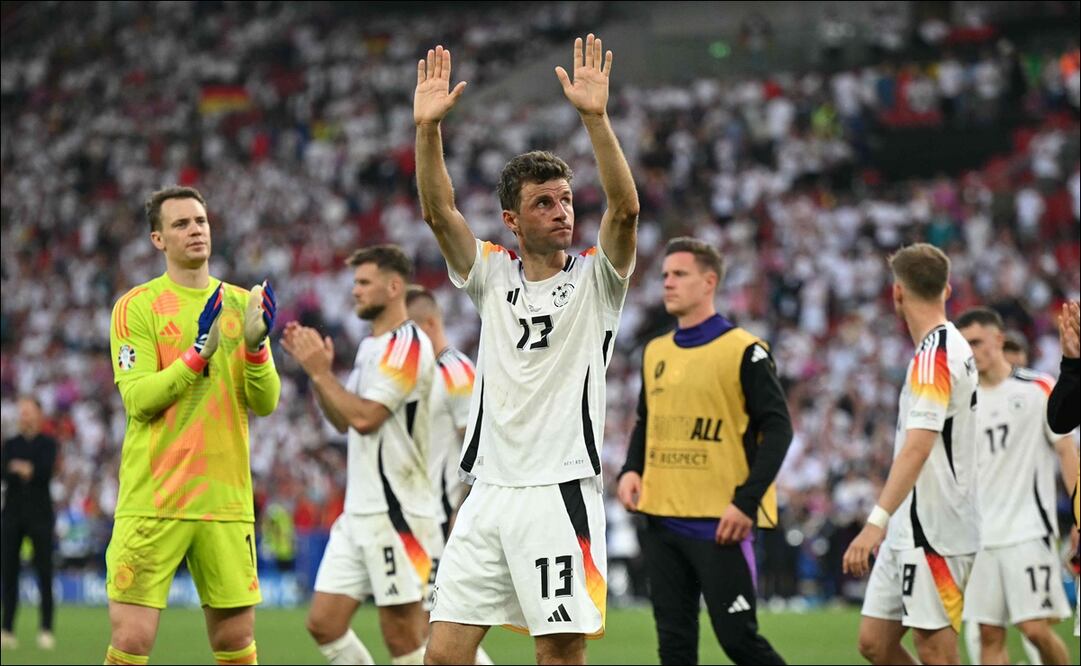 Thomas Müller se despide de la afición en la Eurocopa 2024. FOTO: AFP