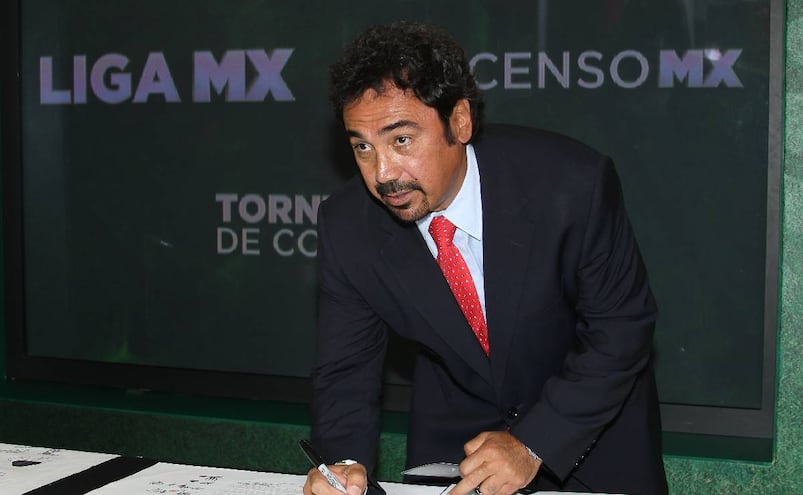 Hugo Sánchez se abre al hablar de la pérdida de su hijo: "Yo me quería ir antes que él”