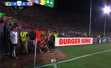 "Es tu trabajo": Fidalgo recibe fuerte reclamo tras derrota del Tri ante Chile