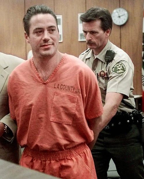 Robert Downey Jr. cayó en las drogas y alcoholismo gracias a su padre