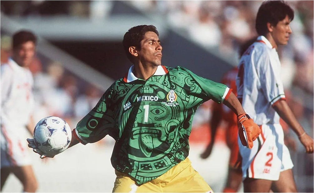 El guardameta Jorge Campos durante la Copa Mundial de 1998 | FOTO: Especial