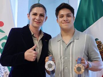 Ana Guevara exhibió al COM por la venta de exclusivas a Televisa: 'Compró las primicias por tres cacahuates'