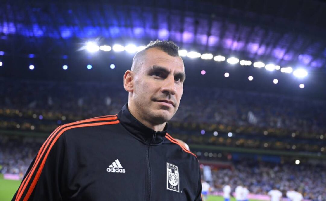 Nahuel Guzmán bajó a los vestidores del Gigante de Acero para insultar al Tato Noriega. Foto: Imago7