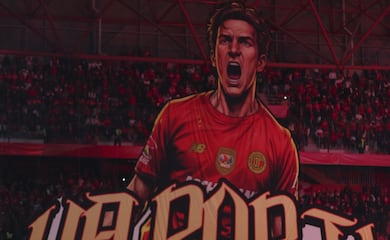 Afición de Toluca despliega espectacular tifo en honor a Marcel Ruiz; durante la Concacaf Champions Cup