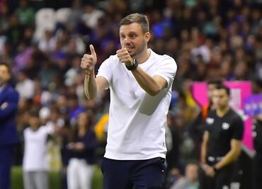 Martín Anselmi, DT de Cruz Azul, le dejó un recadito a los Pumas