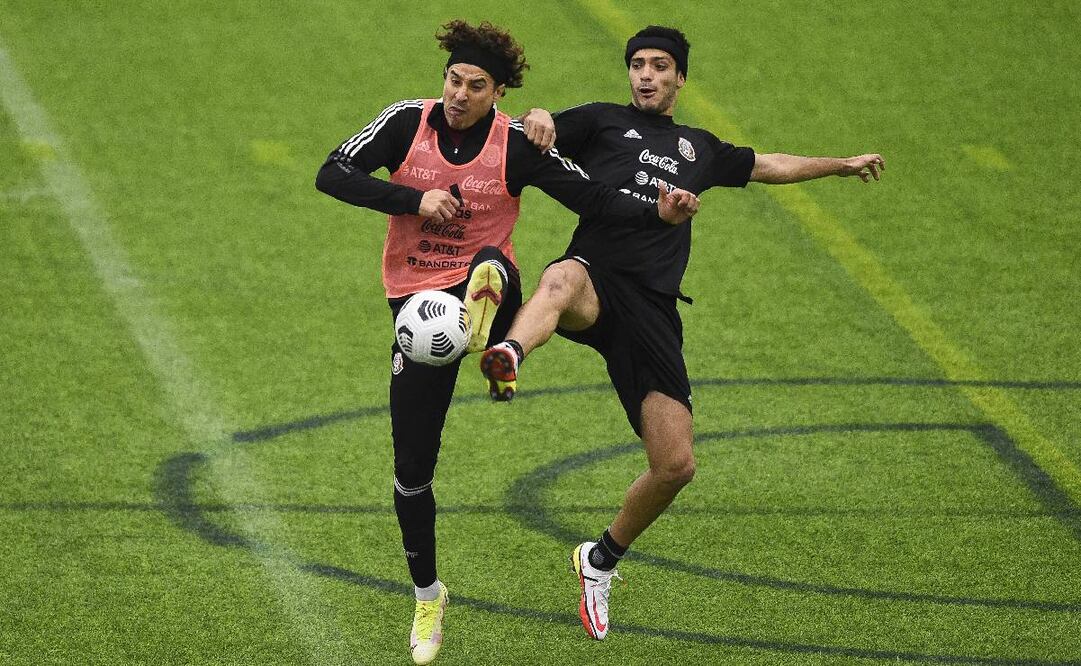 Raúl Jiménez no fue llamado para el Final Four de Concacaf; Ochoa sí estará. Foto: Imago7
