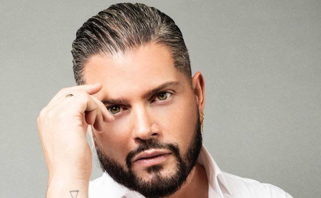 Alberto Dugarte posando. Fuente: Instagram @albertodugarte